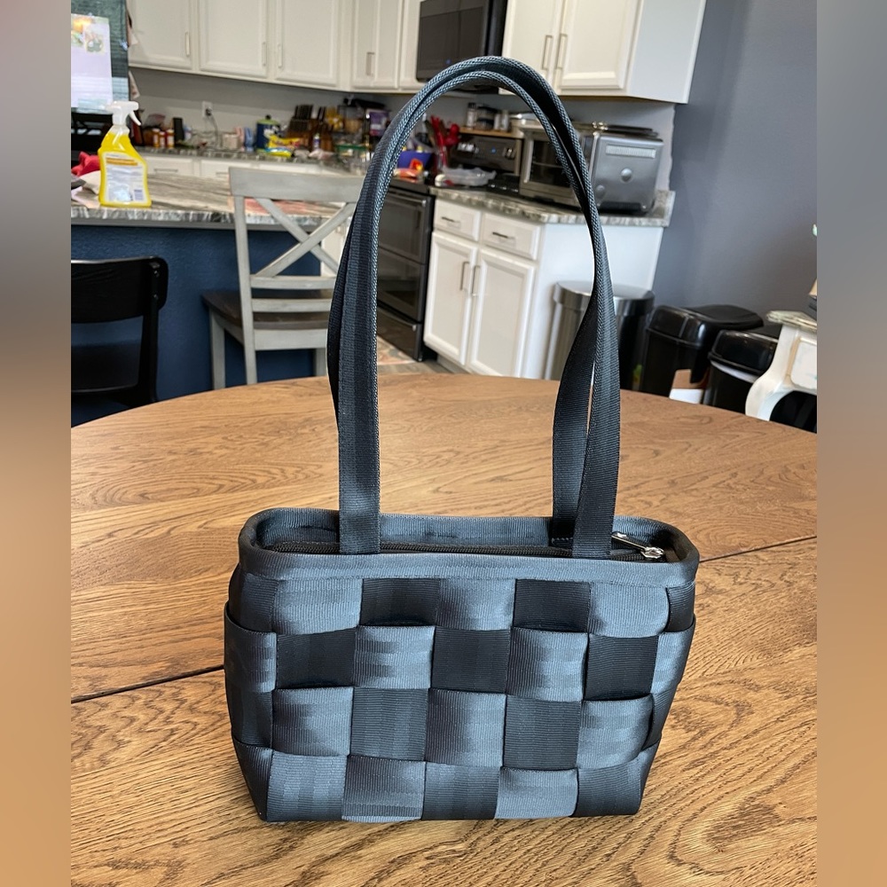 Harvey’s Original Seatbelt Bag Black
